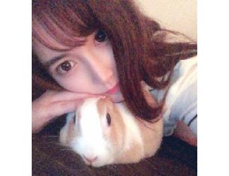 あいな