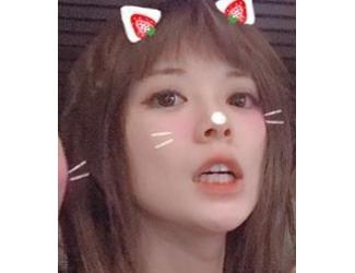あきこ